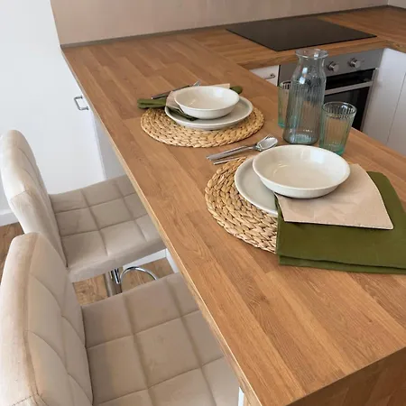 Apartment Luxurious In The Centre Of As *